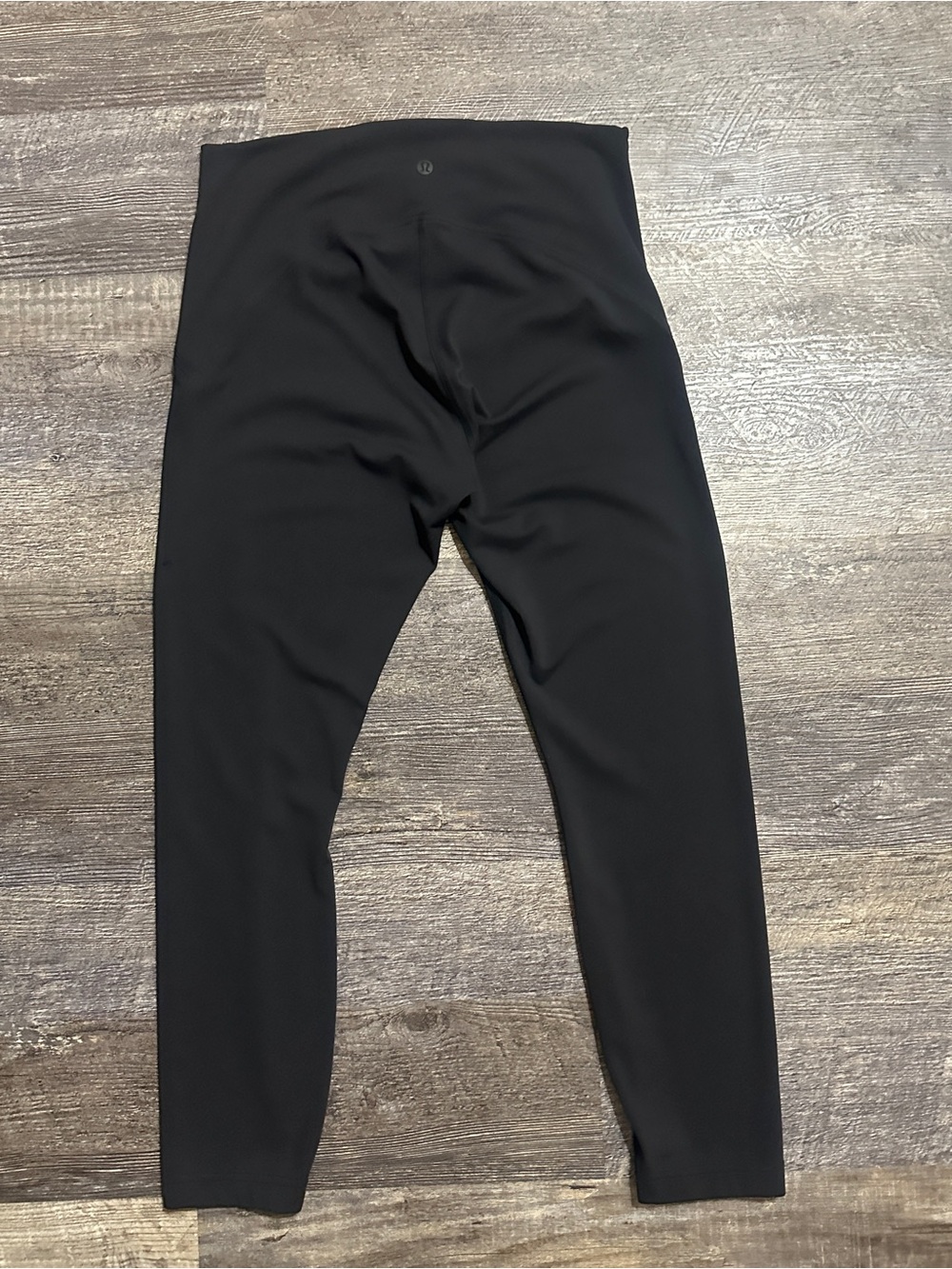 Lululemon Black Instill High-Rise Tight 25" Size 10